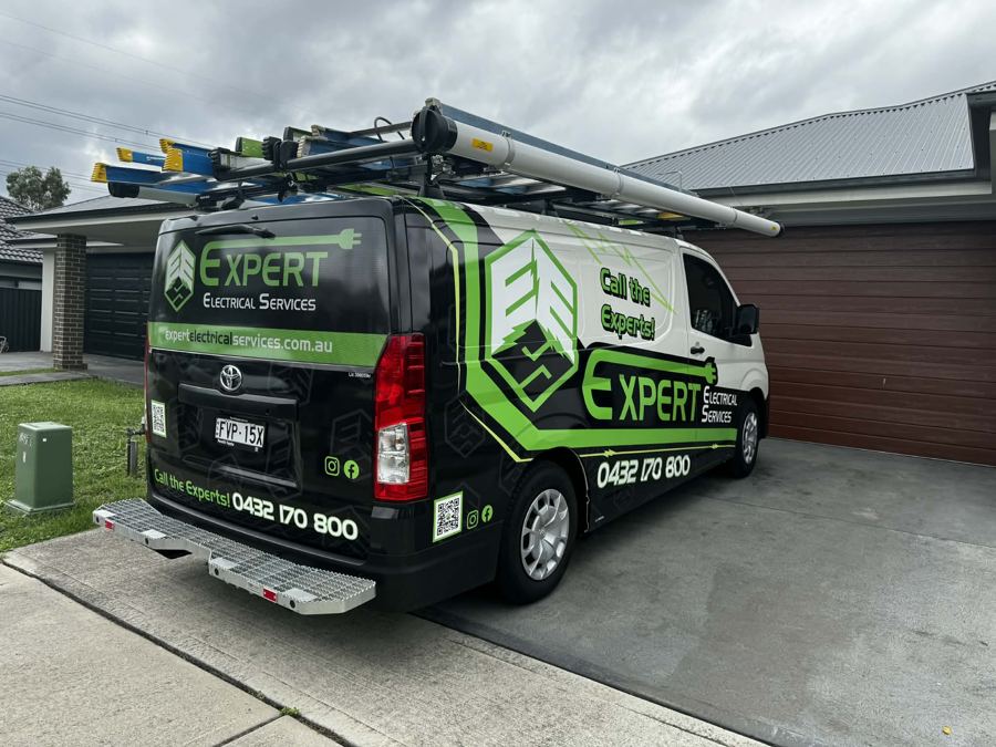 Expert Electrical Services van